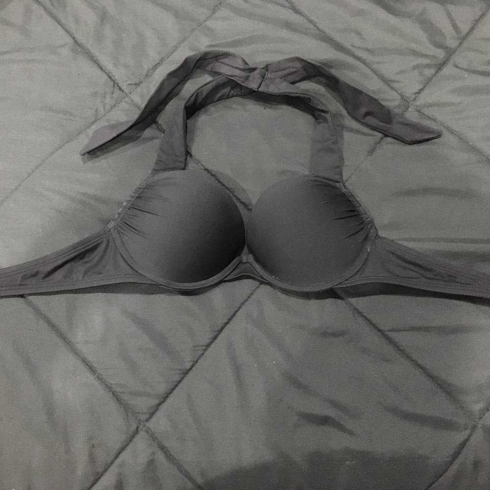 VS Bombshell Halter Bathing Suit Top